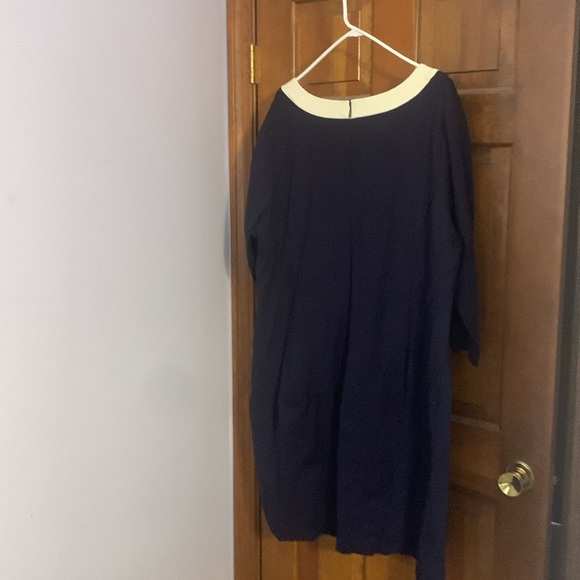 Comfortable yet elegant Talbots navy dress with cream border - Picture 4 of 5
